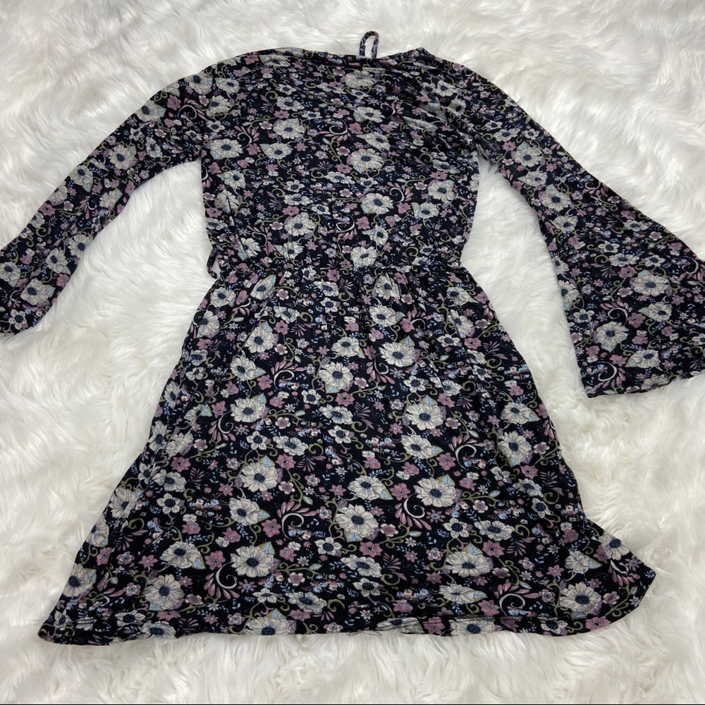 Soft Floral dress with flared arms - Picture 2 of 6